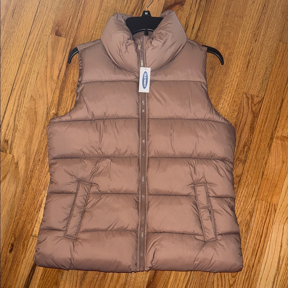Old navy Women’s Puffer Vest - Taupe